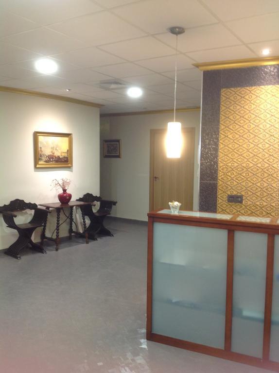 Hostal Bisbal Only Adults No Ac Valensiya Dış mekan fotoğraf